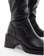 Curve Charlotte heeled knee boots in black