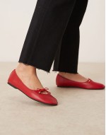 key hole ballet flat in red